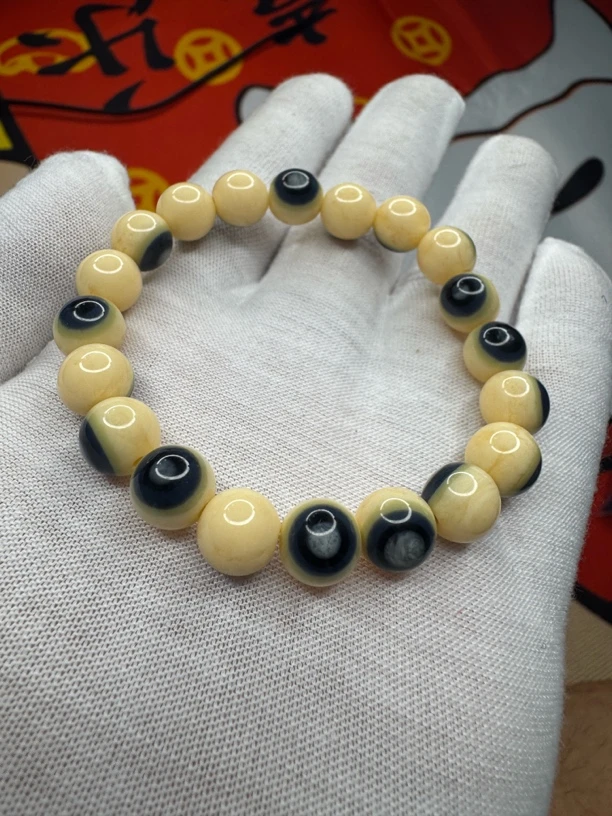 A95全品毕业级鹅料手串