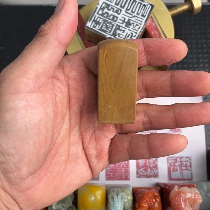 傻***颖印石巴林石现场纯手工定制制作精美