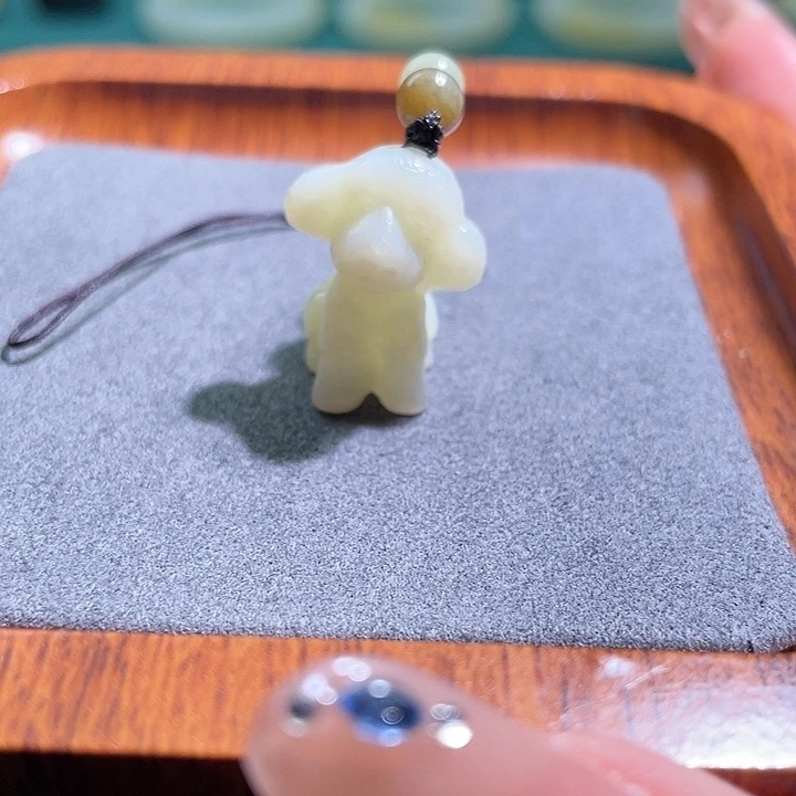 【闪购商品】和田玉颈饰未镶嵌厚**物