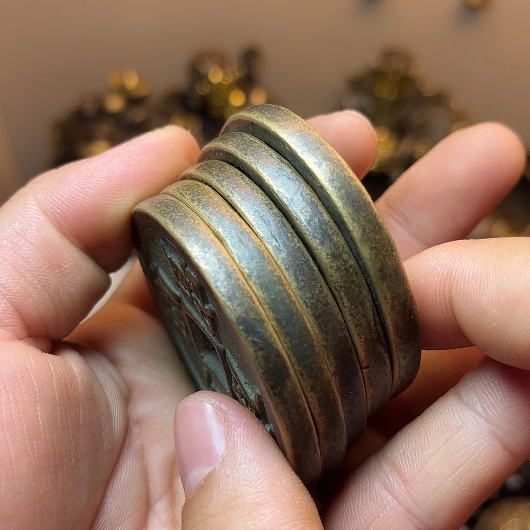 精美铜器工艺品等