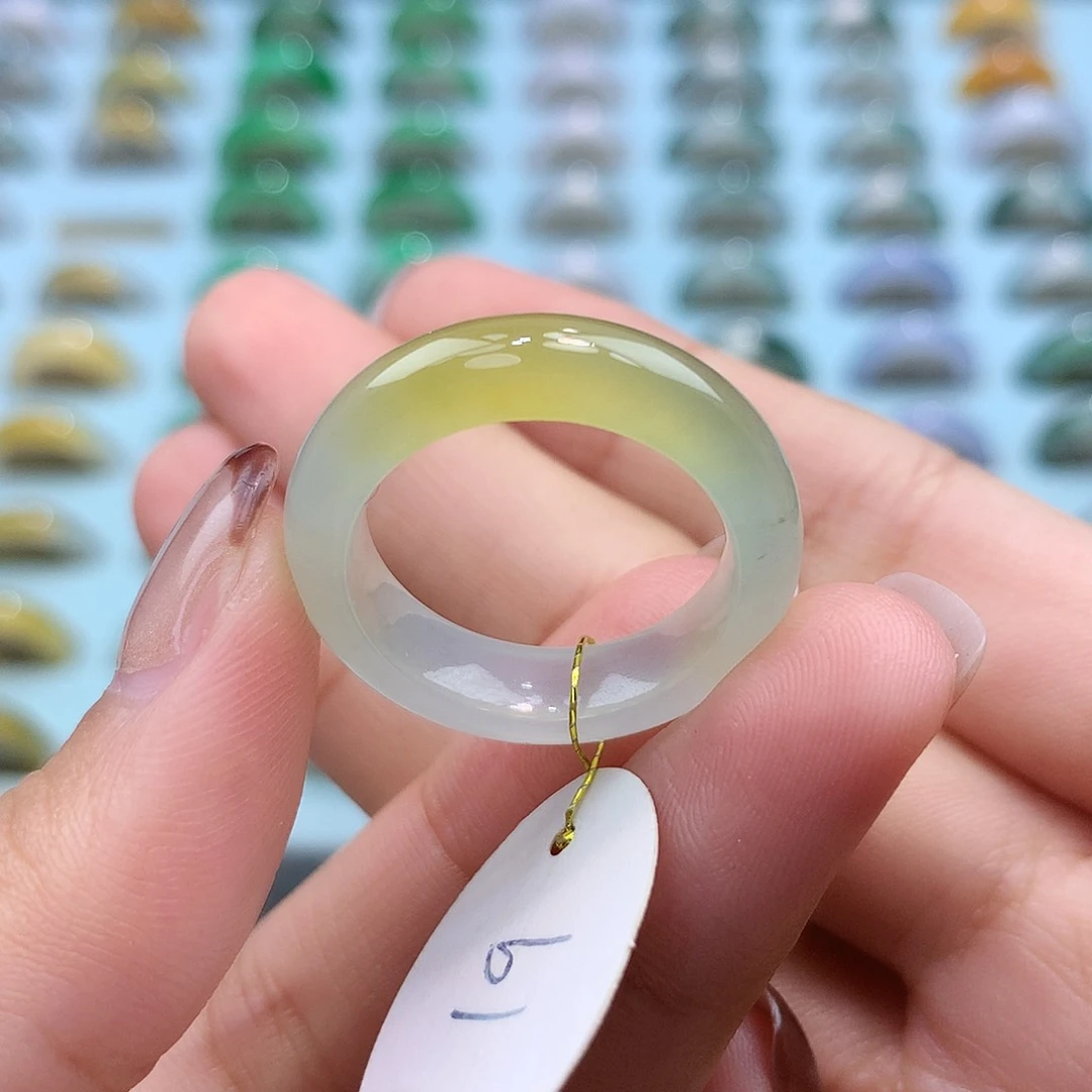 未镶嵌戒指翡翠19圈