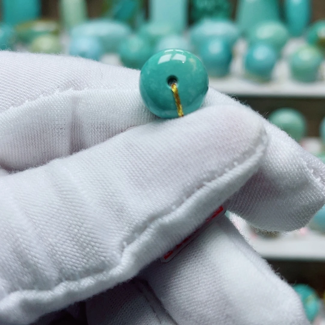 绿松石未镶嵌摆件