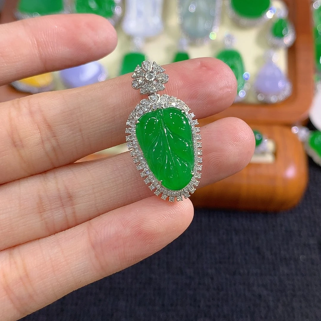 【闪购商品】翡翠18K金镶嵌吊坠(不含链)叶子