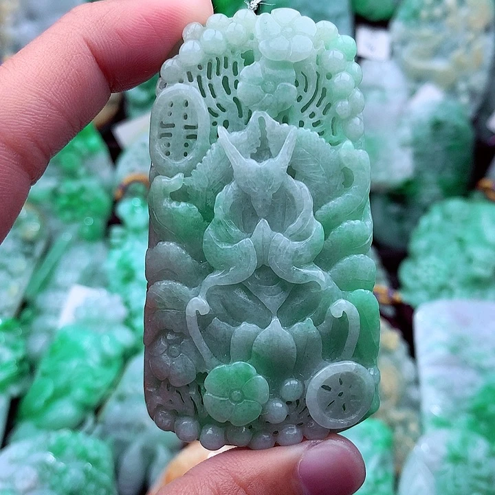 翡翠吊坠(不含链)未镶嵌