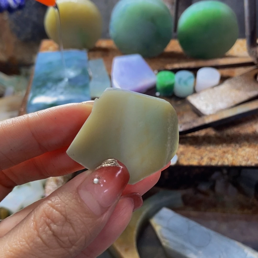 翡翠挂件未镶嵌定制