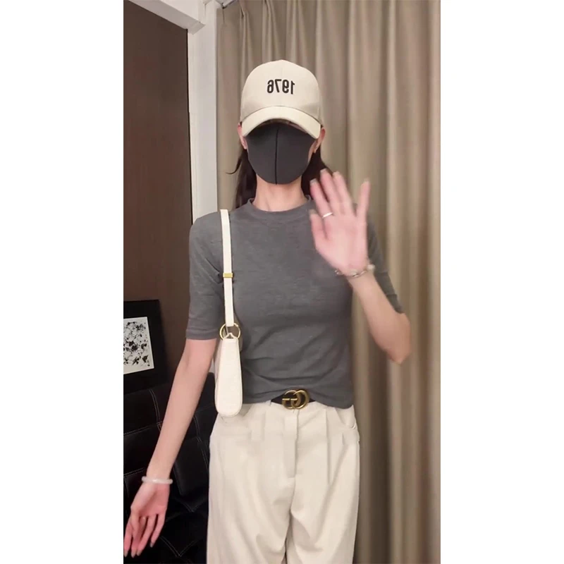 高级感内搭T恤打底衫女早春秋款气质时尚百搭显瘦中袖五分袖上衣