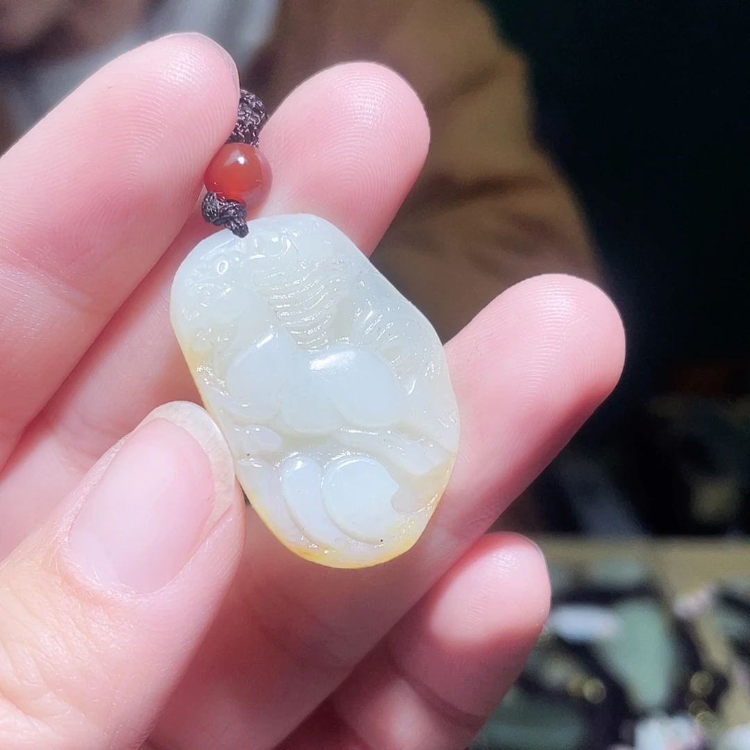 和田玉颈饰未镶嵌