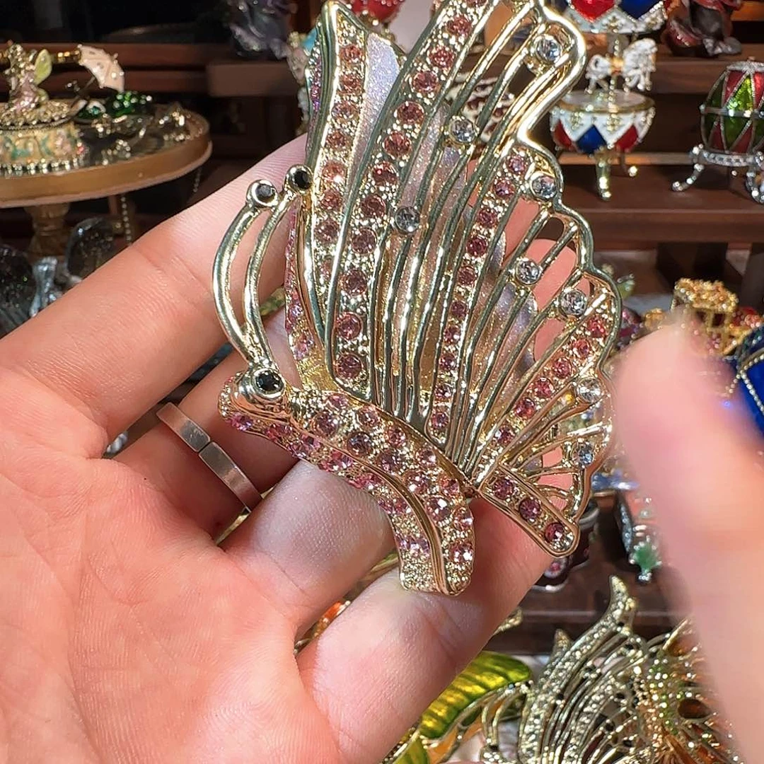 手工制品请勿吹毛求疵