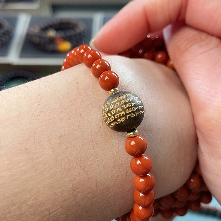 南红玛瑙手串合金