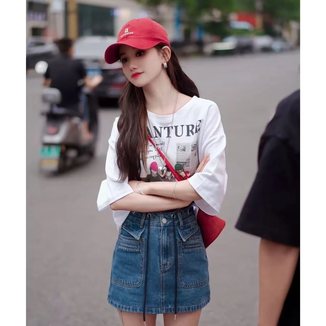 【姐妹淘】时尚减龄百搭潮流卡通印花短款薄款T恤T1415