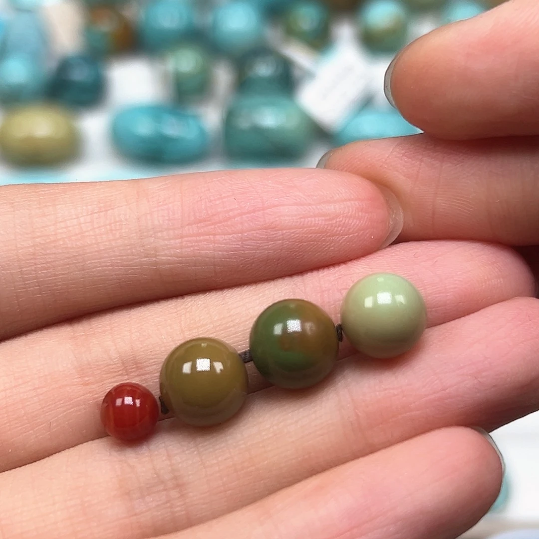 天***逸南红玛瑙未镶嵌珠宝奇石