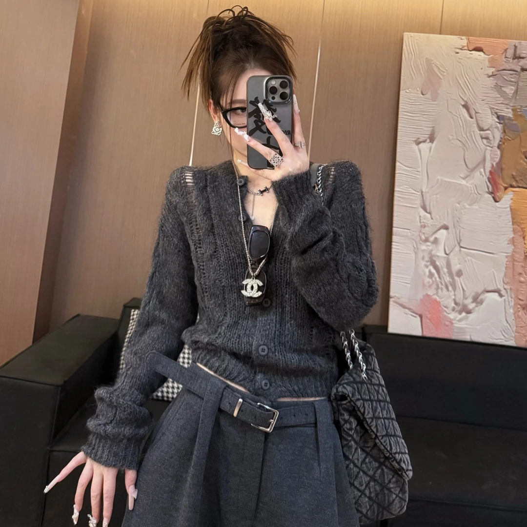 慵懒风软糯镂空长袖针织开衫女秋冬新款宽松百搭毛衣外套显瘦上衣