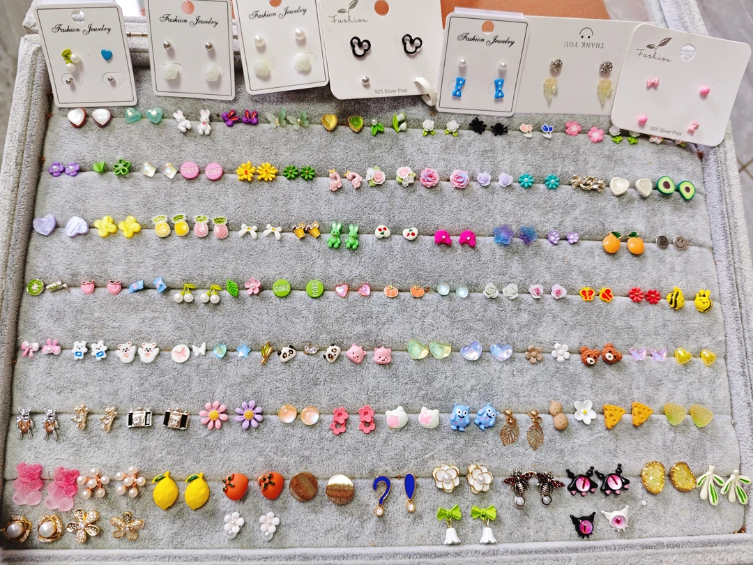 钛钢耳饰 一天15，3天20不偏远包飞，默认微瑕