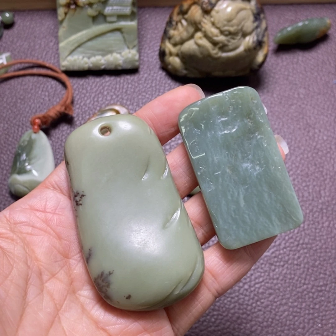 岫岩河磨玉（透闪石质玉）挂件未镶嵌蝈*