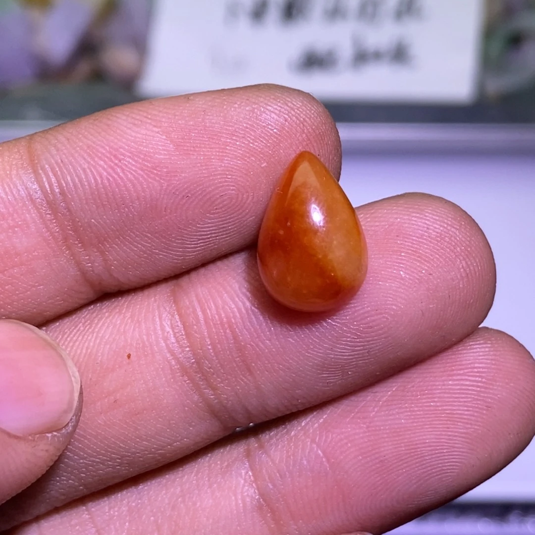 翡翠未镶嵌颈饰吊坠