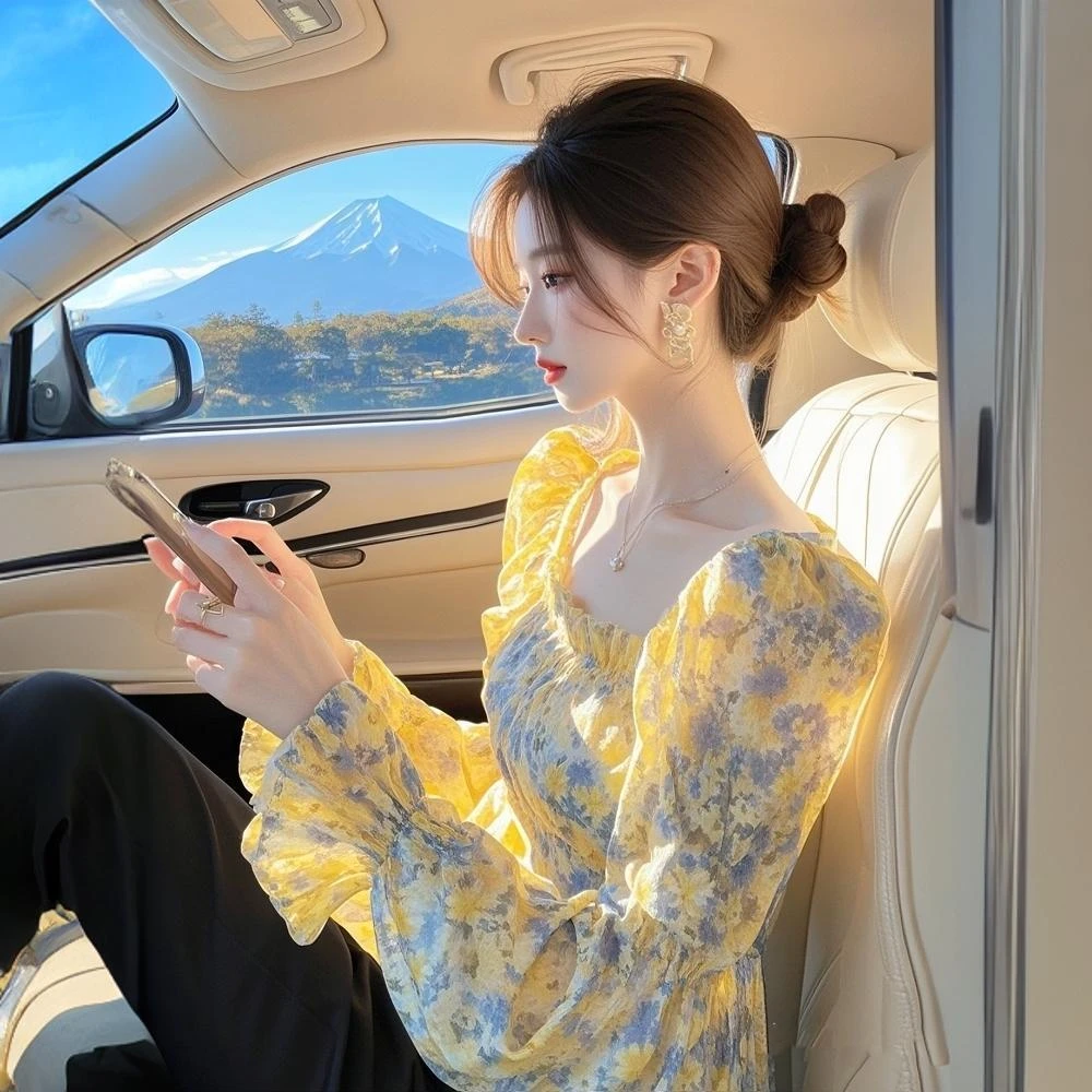 洋气2025年减龄小衫新款衬衫高级感碎花黄色时尚春季轻奢漂亮法式