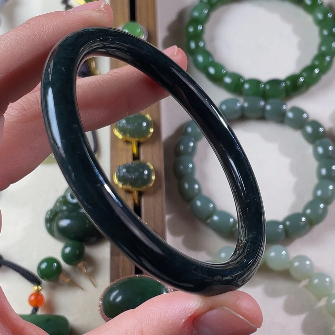 和田玉未镶嵌手镯下单备注圈口