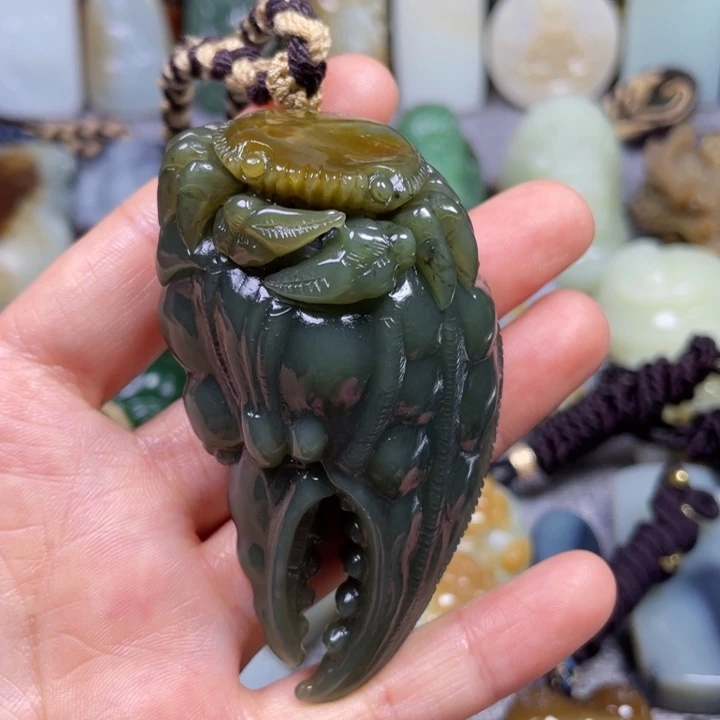 和田玉未镶嵌挂件