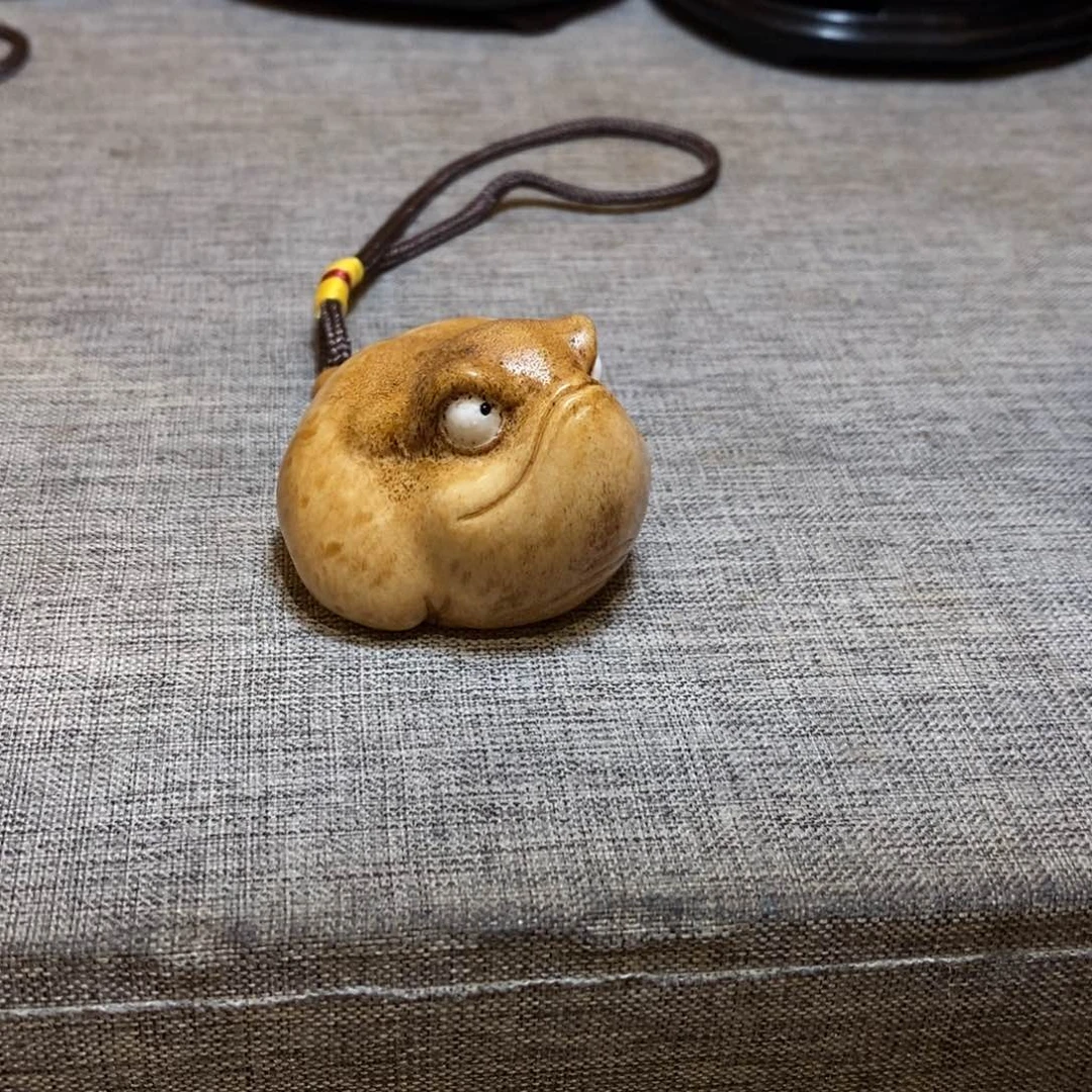 觀***在檀香紫檀（小叶紫檀）鹿角金蟾手把件
