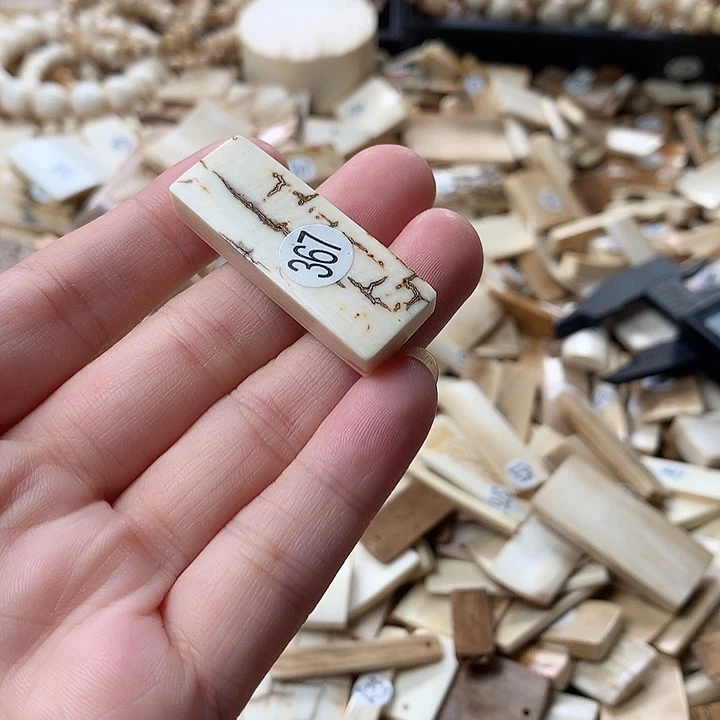 泥塑不打孔联系客服