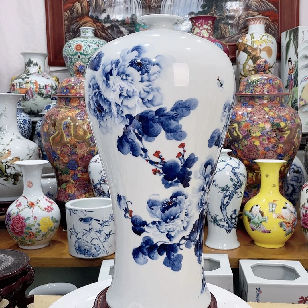 在***上摆件景德镇的陶瓷