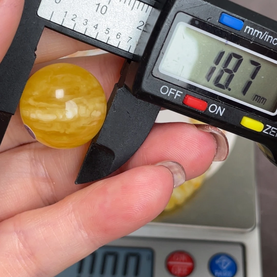 未镶嵌蜜蜡裸石412