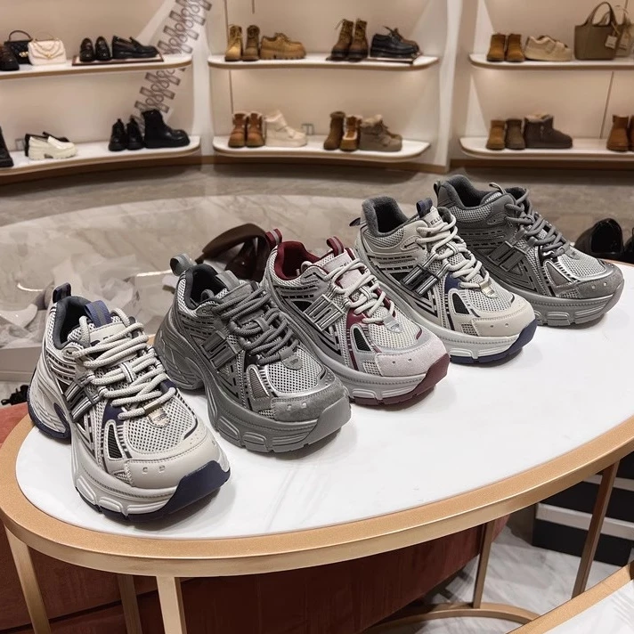 2025新款蓝鲸女鞋子复古老爹鞋加绒运动鞋厚底休闲鞋D2K1