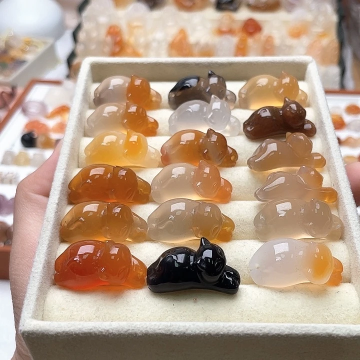 玛瑙/玉髓未镶嵌玛瑙趴趴猫/只