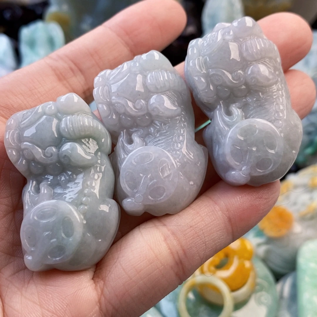 新***意翡翠未镶嵌吊坠(不含链)