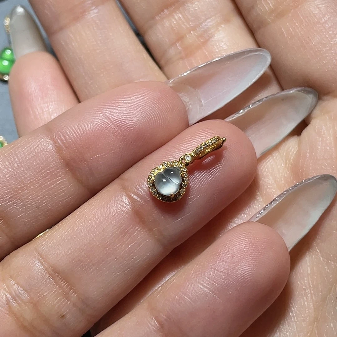 吊坠(不含链)18K金镶嵌翡翠