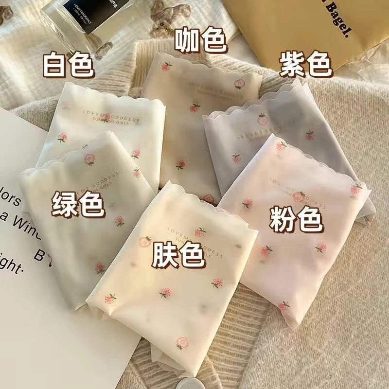 445【新疆包邮】冰丝无痕抑菌裆草莓少女3D蜜桃臀裸感女三角内裤
