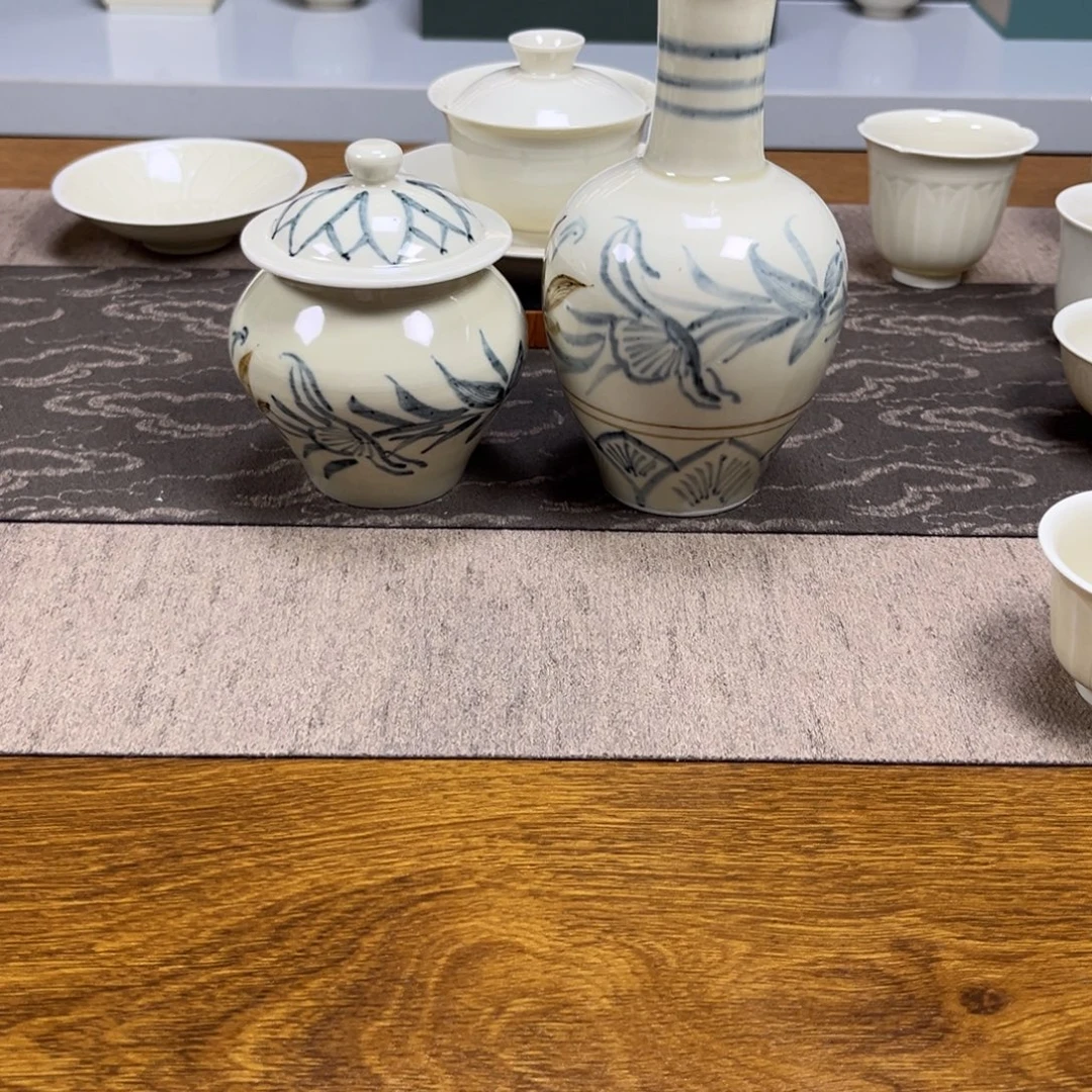 瓶子➕茶叶罐 不包退换