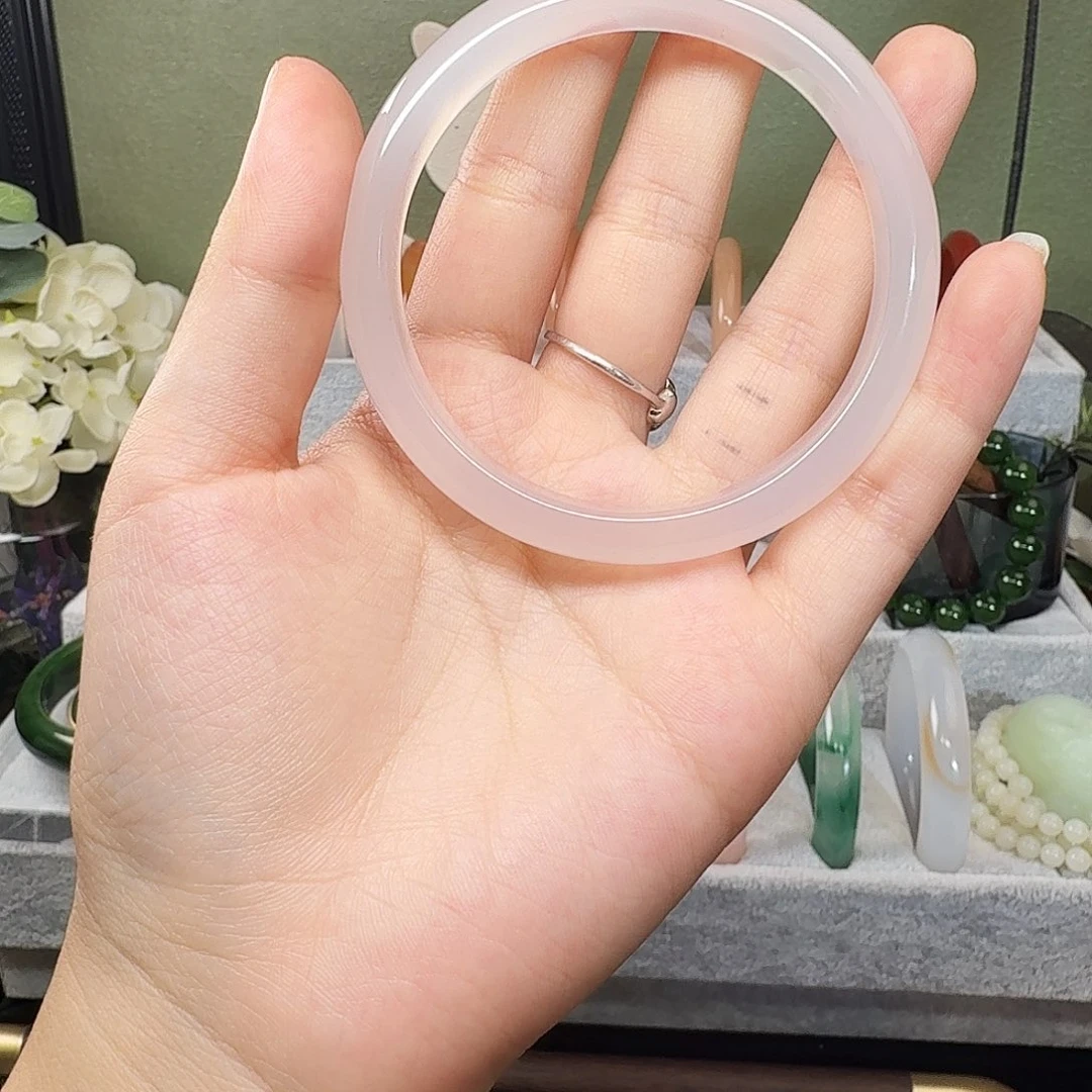 约***定玛瑙/玉髓未镶嵌手镯