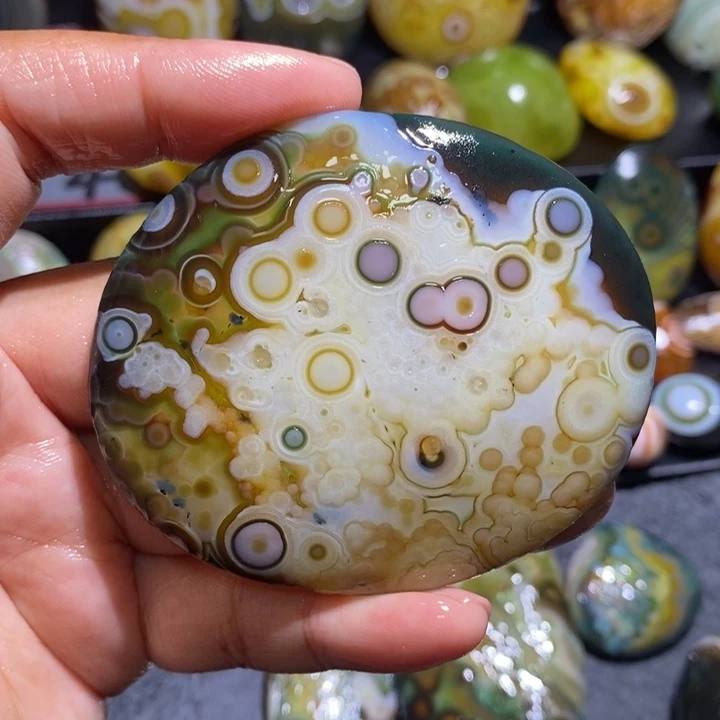 未镶嵌玛瑙/玉髓珠宝奇石