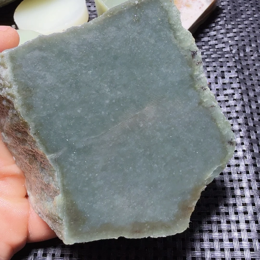 和田玉（糖玉）未镶嵌珠宝半成品