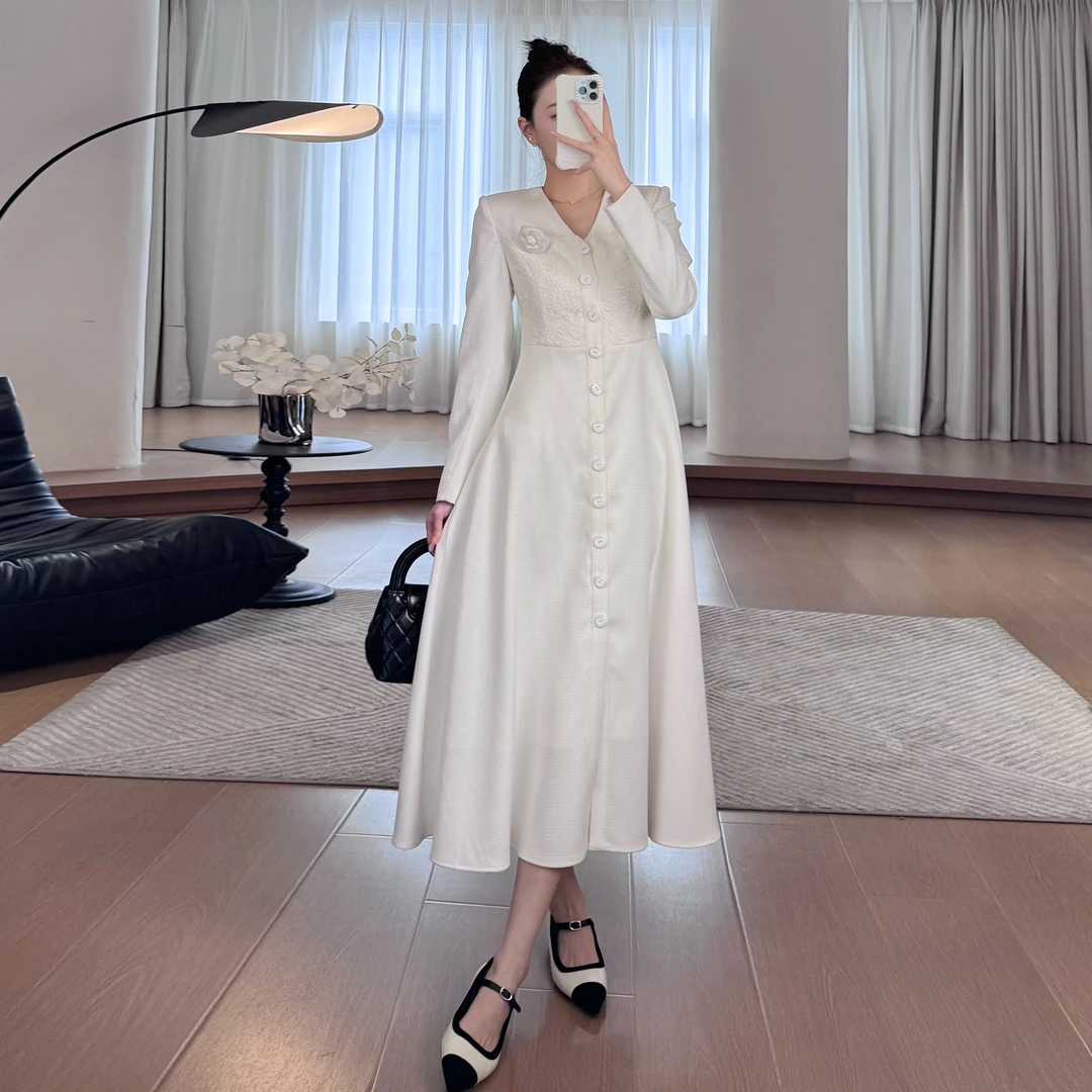 利祯新款【白色梦境】法式温柔气质V领长袖连衣裙LZ1486