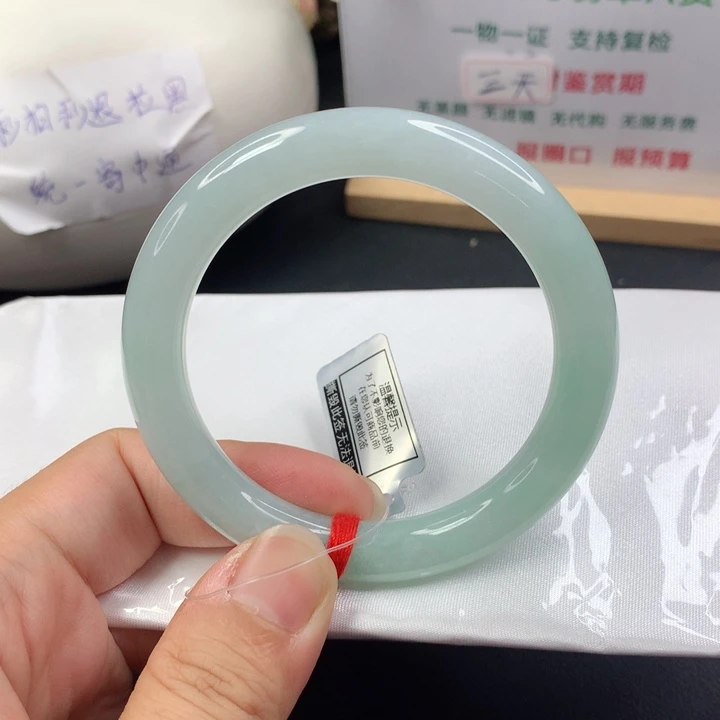 未镶嵌手镯（圆镯）翡翠5455