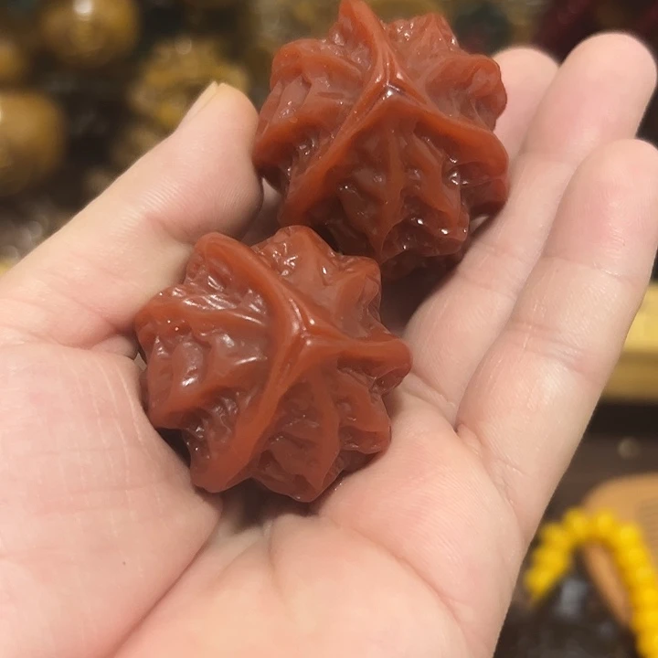 滴血莲花菩提吊坠