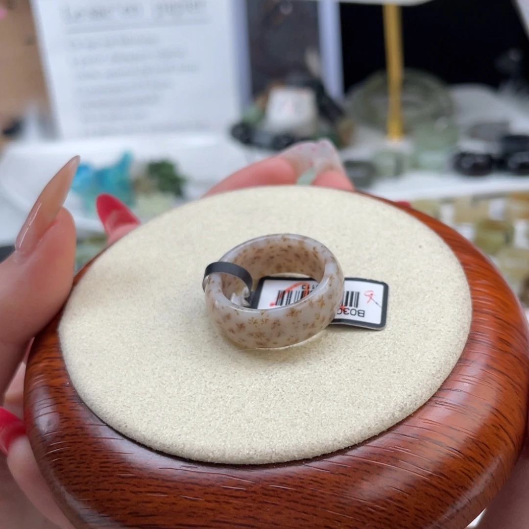 和田玉未镶嵌戒指o78桂花糕18.8