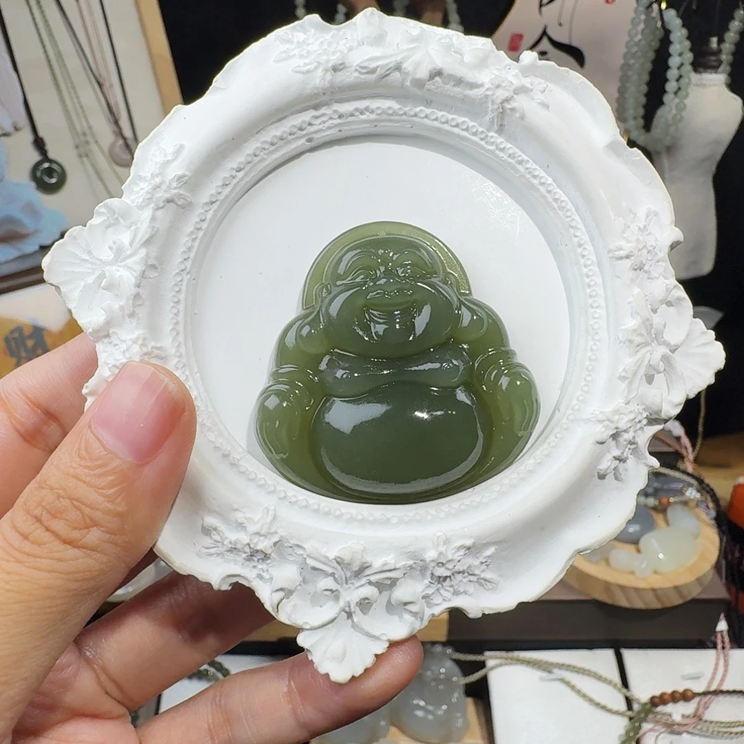 小***~和田玉未镶嵌颈饰