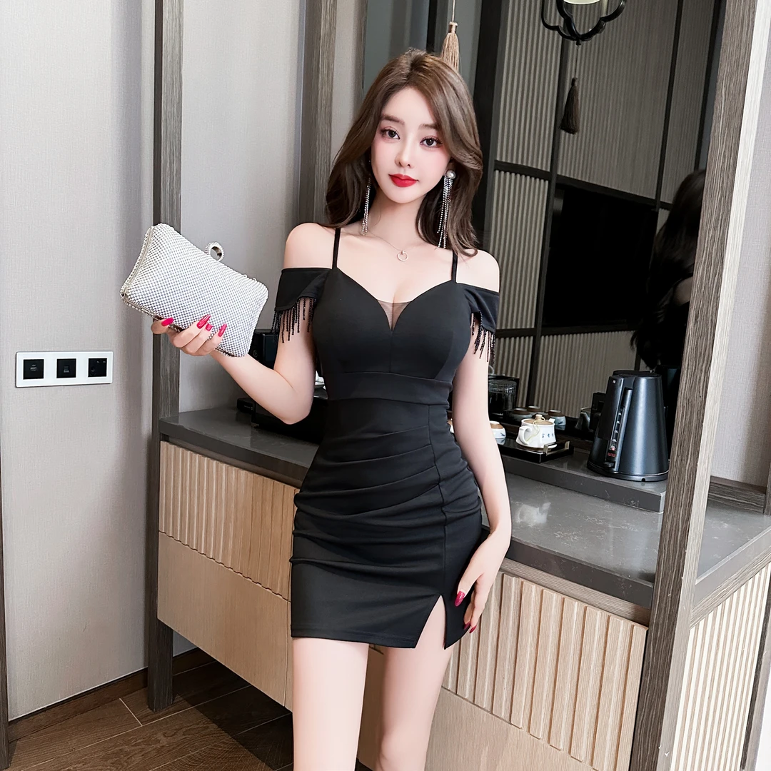 2025新款夏季修身显瘦包臀吊带连衣裙5537