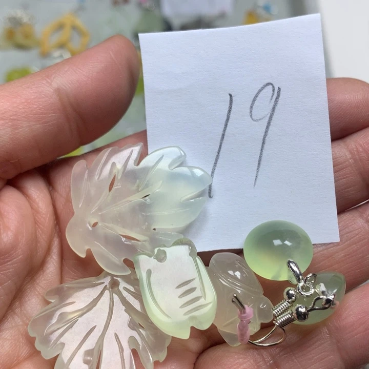 蛇纹石玉耳钉足银镀金镶嵌浩