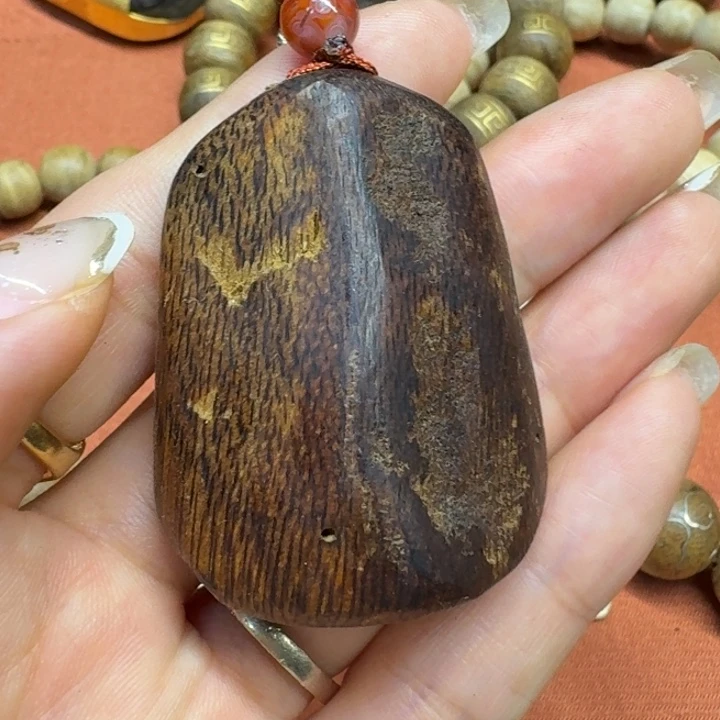 大叶紫檀（黑酸枝木类）