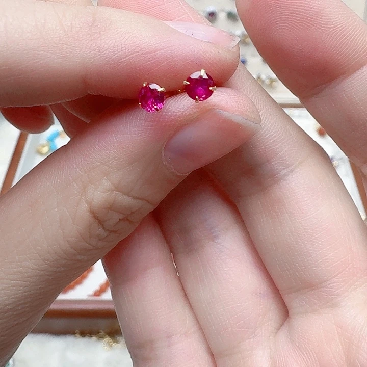 红宝石耳饰银S925镶嵌红刚玉
