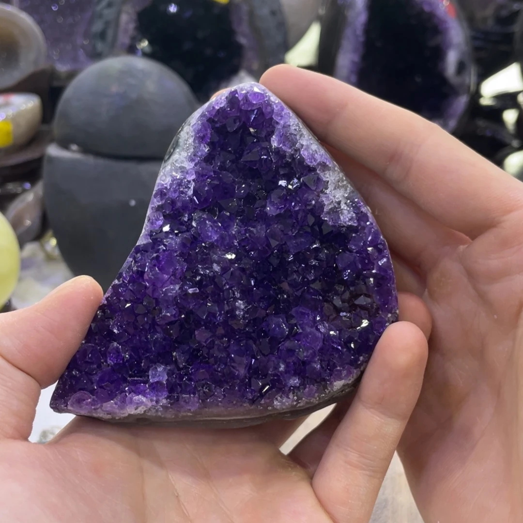 未镶嵌珠宝半成品水晶