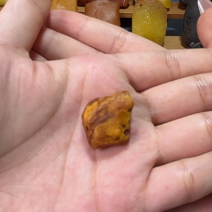 定制琥珀波罗的海琥珀