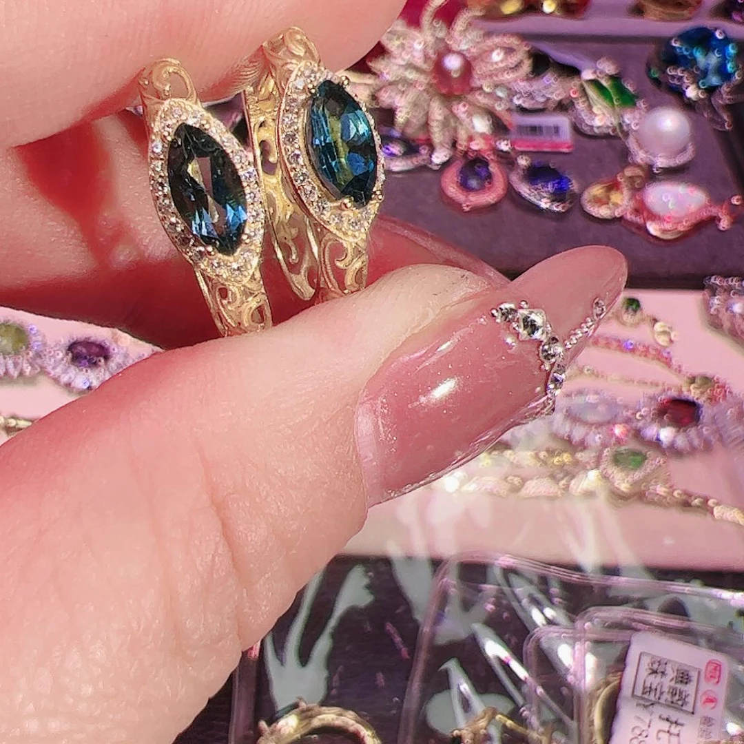 托帕石耳钉银S925镶嵌