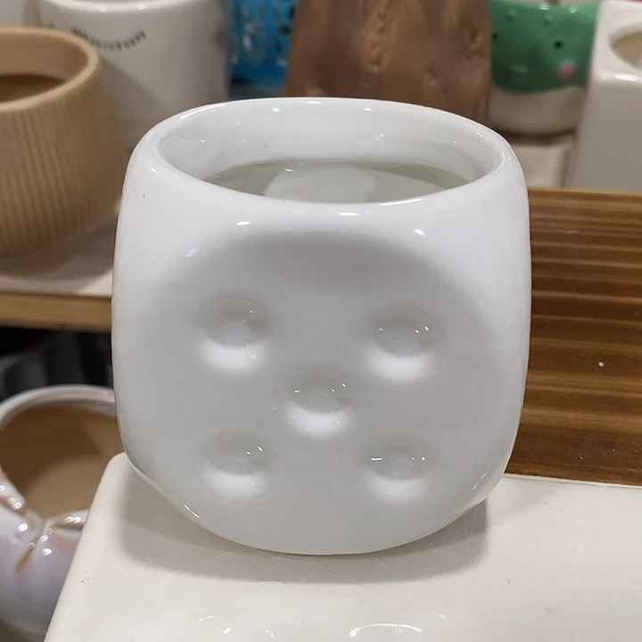 摆件陶盆有孔 微瑕介意勿拍