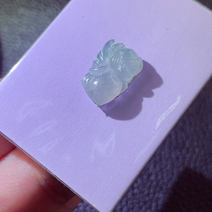 翡翠18K金镶嵌颈饰翡翠