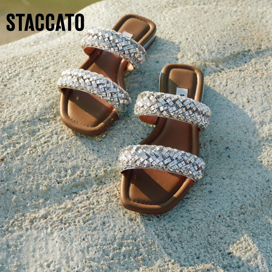 思加图2025新款双轨星仙女风凉拖鞋一字拖平底女凉鞋EEQ17BT5